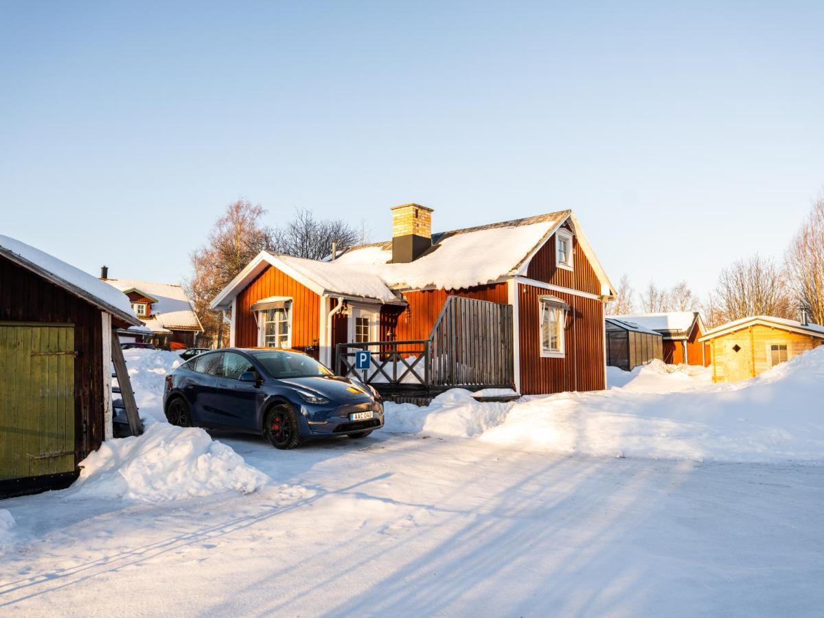 Lulea Village Cabin Екстер'єр фото